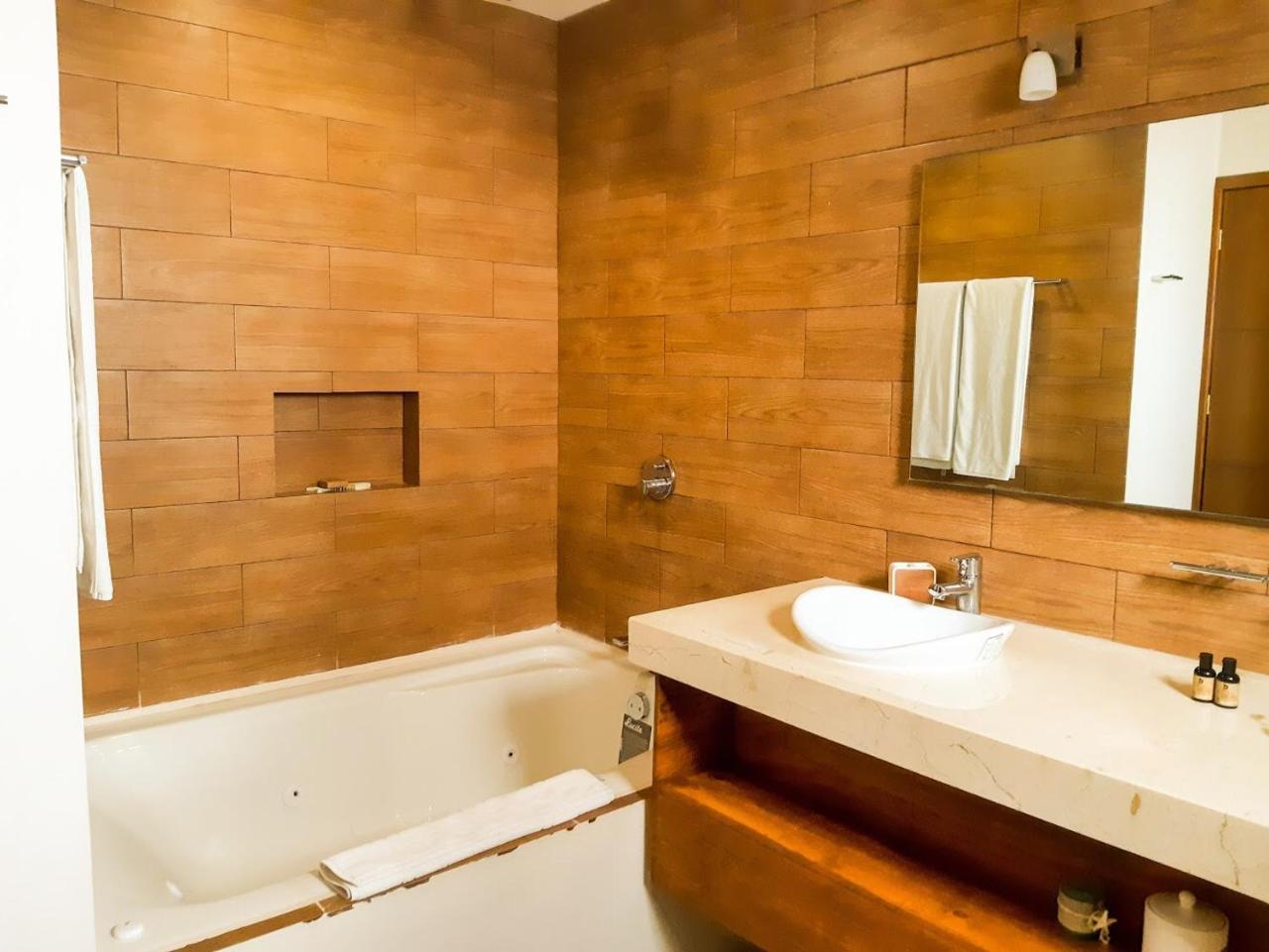 Aquastar By Rt Vacation Rentals มาอาอวล ภายนอก รูปภาพ