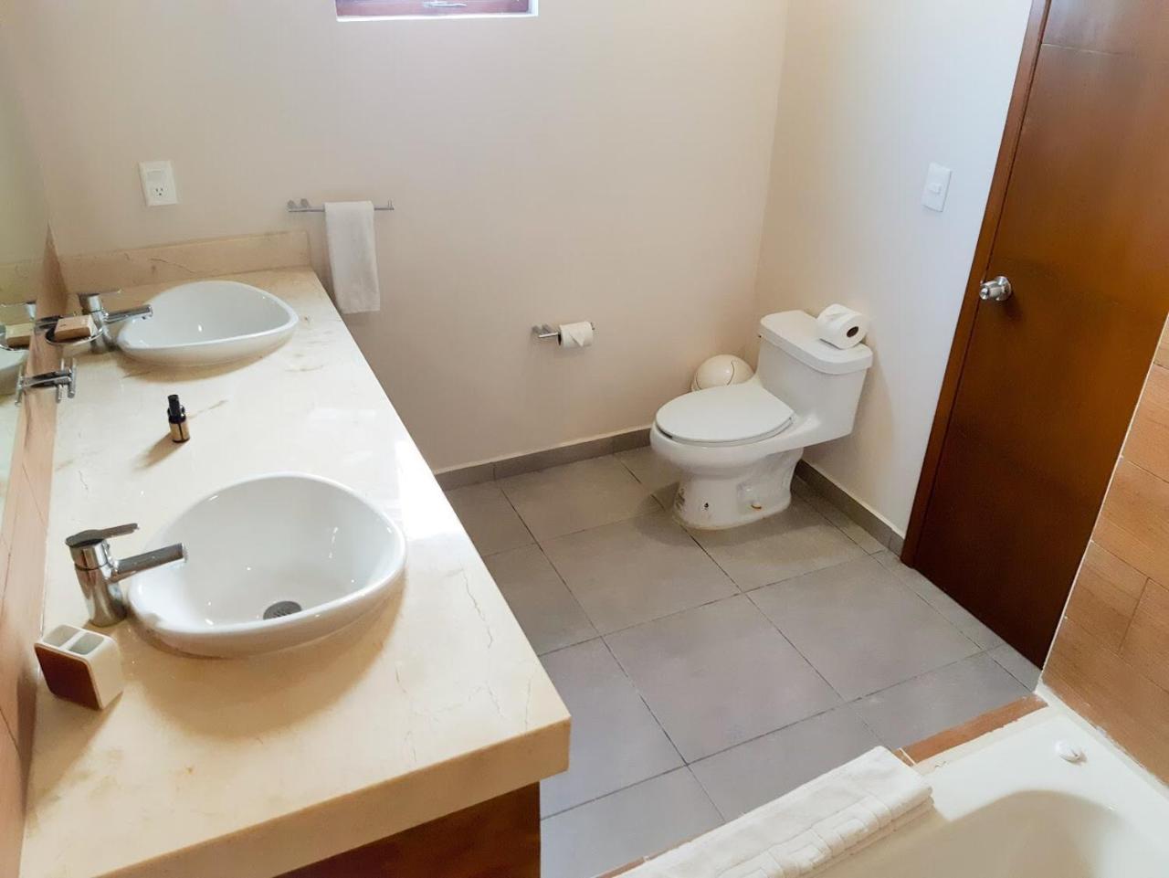 Aquastar By Rt Vacation Rentals มาอาอวล ภายนอก รูปภาพ
