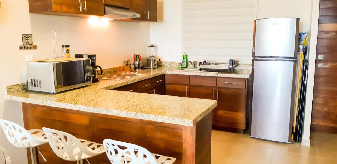 Aquastar By Rt Vacation Rentals มาอาอวล ภายนอก รูปภาพ